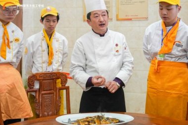 ����ǏN���L(zh��ng)���M(j��n)�����|�����ְ��ւ����������~�^��